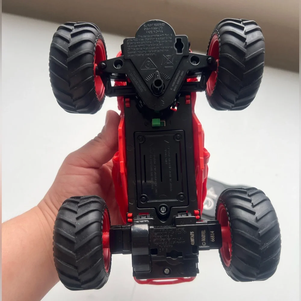 Monster Jam, Marvel Iron Man RC Monster Truck, 1:24 Scale, Kids Toys